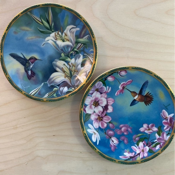 Pickard Hummingbird Plates Made in USA (EJ) - Picture 3 of 10